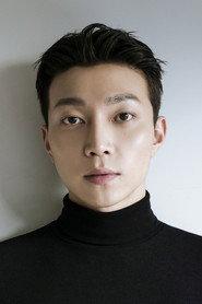 Kim Sang-heun as Jin-woo in Honor Guard 2021