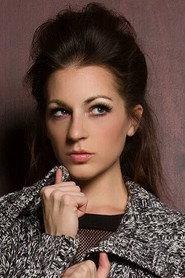 Danielle Brickman as Sara in Checkmate 2019
