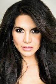 Joyce Giraud as Coralito in Coralito y sus dos maridos 1999