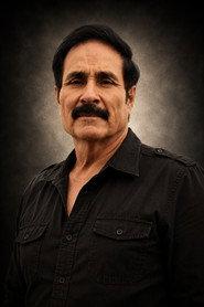 Jose Luis Rodriguez as Conrado in La Clave 7: Parte 4 2008