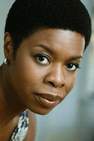 Roslyn Ruff as Lady Capulet in Romeo and Juliet 2014