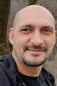 Sərdar Gözəlov as in 21 Questions 2017