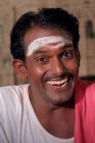Kallapetti Singaram as Kallapetti Singaram, A Hotel Manager in Saavi 1985
