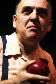 José Luis Arias as Pérez Varela in Karnawal 2021