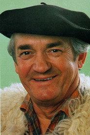 Georges Vaur as le vieux garagiste in The King of Escape 2009