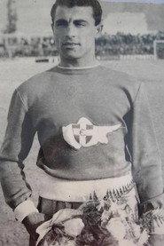 Stathis Mantalozis as Stathis Mantalozis in Experts on the Football Field 1956