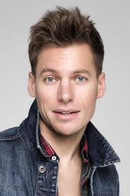 Thomas Puskailer as Dream Brad in Dirty Step Upstage 2009