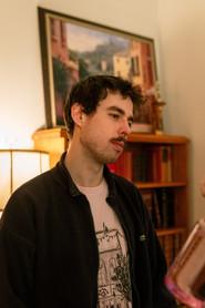 Antoine Jacob as Arthur in La Lueur de la Nuit 2024