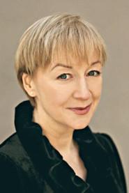 Deirdre Monaghan as Molly in 500 Miles 2026