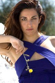 Oriana Celentano as Laura in Chi m'ha visto 2017