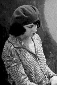 Anna Gorilowa as Edy Duflos in Mister Radio 1924