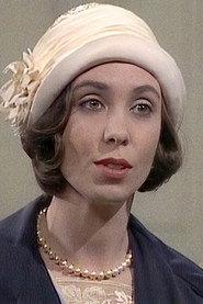 Sussanah Morley as The Entourage in Decadence 1994