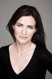 Helena McInerney as Bernadette Flavin in Mystic Minnie 2022