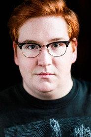 Tommy Joubert as Le commis in Brigitte 2022