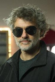 Néstor Frenkel as Taxista in Historias Breves II: Abrigo 1996