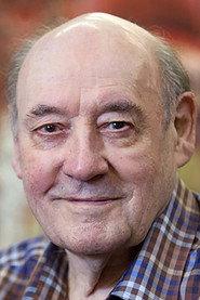 Desmond Morris as Self in À propos de 'La guerre du feu' 1981