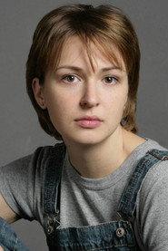 Anna Taratorkina as in Mom is getting married 2012