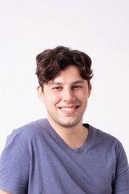 Felipe Trautmann Carnelós as Roger in Elo 2025