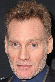 Peter Bradbury as Hunter DuPont in The Arrival 2023