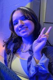 Marianne de Souza Duarte as Clarice in Olhos de vidro