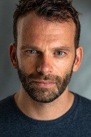 Kevin Johnson as Sandy in Sophia Lazzati 2017
