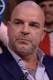 Andy van der Meijde as Himself in Becoming Zlatan 2015