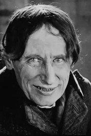 Cinq-Léon as Cagnos in The Manor House of Fear 1927