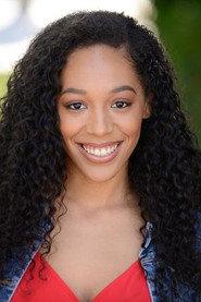 Ty Kruz as Liz in Two's A Couple, 3's A Crowd 2020
