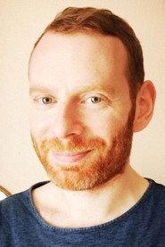 Arthur Cahn as Paul in Totems 2023