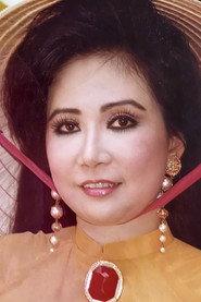 Thanh Kim Huệ as Miss Mussels (Thị Hến) in Clam, Cockle, Snail and Mussel 1982