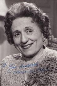 Titina De Filippo as Franco's mother in Guaglione 1956
