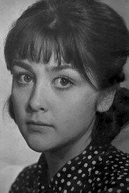 Tatyana Klyuyeva as Varvara the beauty in Barbara the Fair with the Silken Hair 1970