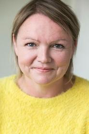 Frances Mather as Ellie in War of the Worlds: The Attack 2023