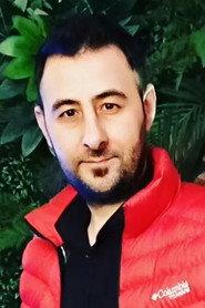 Mehmet Özdemir as Polis in Hair Tie 2025