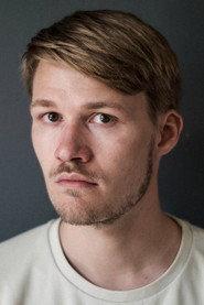 Jonathan Stahlschmidt as Ulrik in Karla & Katrine 2009