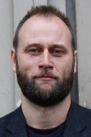 Stein Torleif Bjella as Fireman in Staying Alive 2015