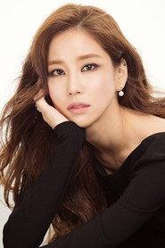 Kim Joo Ri as Jeong Soo Jin in Mission: Kidnap the Top Star 2015