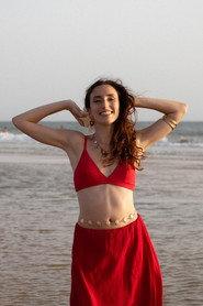 Estrella Rivero as María in Recuerdos 2024