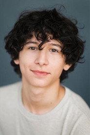 Gideon Klapow as Mikey in The Perfect Hand 2023
