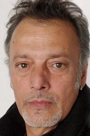 José Maya as Tato in Chely 1977