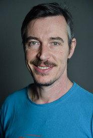 Markus Oberrauch as himself alpiniste in Erster auf dem Everest 2012