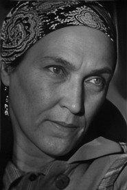 Vera Šneidere as Марта - соседка Нелли in Three Days of Reflection 1982