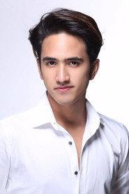 Kevin Royano as Julvri in Glo, Kau Cahaya 2023