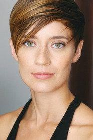 Sarah Allyn as Jenna in The Holiday Dating Guide 2022