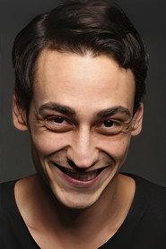 Edip Tepeli as Fatih in Abandoned Man 2025