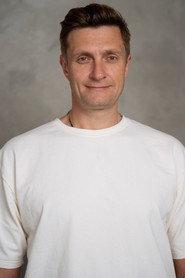 Ruslan Chernetskiy as (voice) in Sirin Song 2024