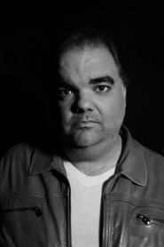 Pablo Valdés as Cantante in IUS of Time 2025