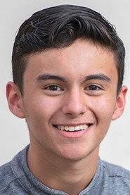 Martín Castro as Young Gallo in El Gallo 2022