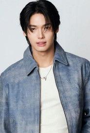 Metawin Opas-iamkajorn as Parin in Under Parallel Skies 2024