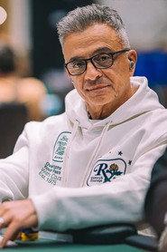 Joe Hachem as Jugador in That's Poker - Dans la peau d'un joueur 2007